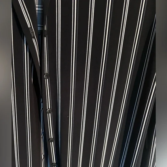 Sympli button down tunic - Picture 6 of 7